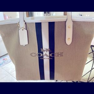 COACH